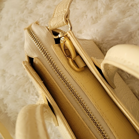 NWT Purse - Picture 2 of 4